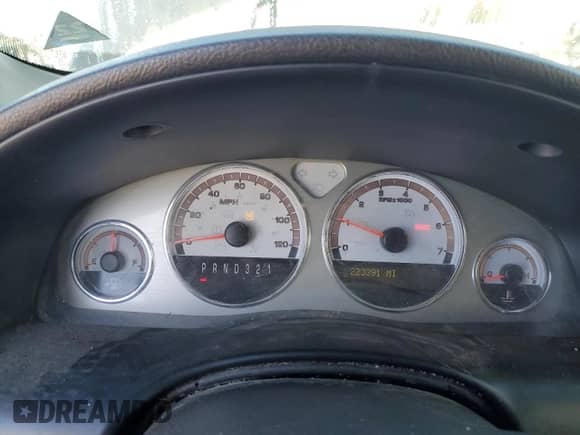 2007 Saturn Relay 1 with VIN 5GZDV53197D152395, listed as a Copart auction lot 80464884 with 223,391 mi miles and Clean title. Bid and sale history available at DreamBid. Image 9.