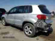 2012 Volkswagen Tiguan S с VIN WVGCV7AX0CW565638, выставлен на аукционе Copart как лот 62784105 с пробегом 120 362 миль миль и Списание • Salvage title. История ставок и продаж доступна на DreamBid. Изображение 2.