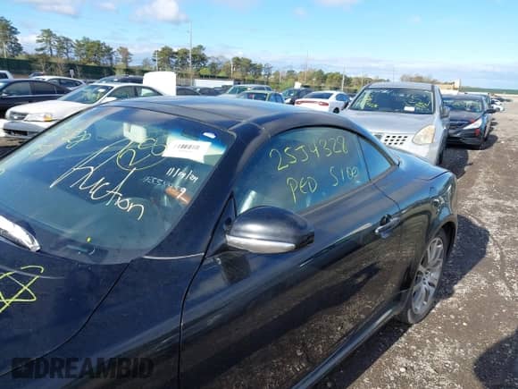 2002 Lexus SC 430 с VIN JTHFN48Y220015436, выставлен на аукционе IAAI как лот 42142448 с пробегом Не указан миль и . История ставок и продаж доступна на DreamBid. Изображение 6.