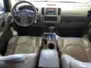 2007 Nissan Frontier SE z VIN 1N6AD07W97C451257, wystawiony jako Copart lot #48697515 z przebiegiem 197 830 mil mil oraz Szkoda całkowita • Salvage title. Historia ofert i sprzedaży dostępna na DreamBid. Obrazek 8.