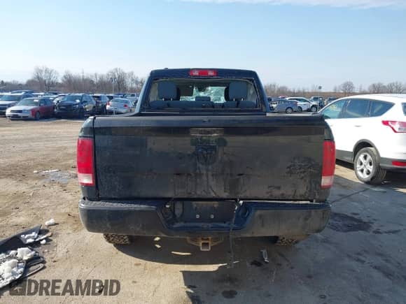 2019 Ram 1500 Express z VIN 1C6RR7FG0KS533796, wystawiony jako IAAI lot #41690178 z przebiegiem 91 504 mil mil oraz . Historia ofert i sprzedaży dostępna na DreamBid. Obrazek 17.