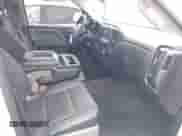 2018 Chevrolet Silverado 1500 Work Truck z VIN 3GCPCNEH2JG399332, wystawiony jako IAAI lot #42371207 z przebiegiem 188 480 mil mil oraz . Historia ofert i sprzedaży dostępna na DreamBid. Obrazek 5.