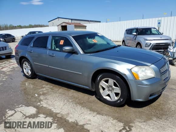 2007 Dodge Magnum with VIN 2D4FV47V17H793547, listed as a Copart auction lot 51994425 with 149,026 mi miles and Non repairable. Bid and sale history available at DreamBid. Image 4.