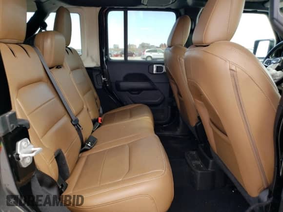 2022 Jeep Wrangler Unlimited Sahara z VIN 1C4HJXEG3NW248021, wystawiony jako Copart lot #47555775 z przebiegiem 31 479 mil mil oraz Szkoda całkowita • Salvage title. Historia ofert i sprzedaży dostępna na DreamBid. Obrazek 10.