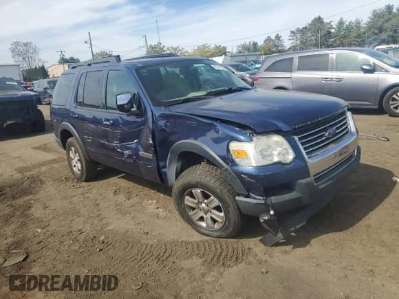 2007 Ford Explorer XLT z VIN 1FMEU73E57UB23172, wystawiony jako Copart lot #81041155 z przebiegiem 172 387 mil mil oraz Szkoda całkowita • Salvage title. Historia ofert i sprzedaży dostępna na DreamBid. Obrazek 4.