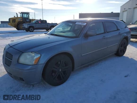 2006 Dodge Magnum R/T с VIN 2D4GV57256H187683, выставлен на аукционе Copart как лот 87879585 с пробегом 260 895 миль миль и Списание • Salvage title. История ставок и продаж доступна на DreamBid. Изображение 1.
