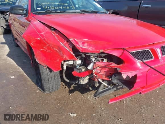 2001 Pontiac Grand Am z VIN 1G2NE12T11M643704, wystawiony jako IAAI lot #41204487 z przebiegiem 169 390 mil mil oraz . Historia ofert i sprzedaży dostępna na DreamBid. Obrazek 6.