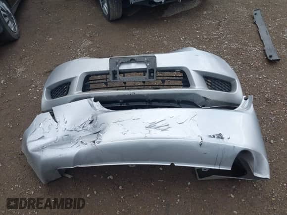 2010 Honda Civic with VIN 19XFA1E83AE006556, listed as a IAAI auction lot 41925177 with 185,477 mi miles and . Bid and sale history available at DreamBid. Image 12.