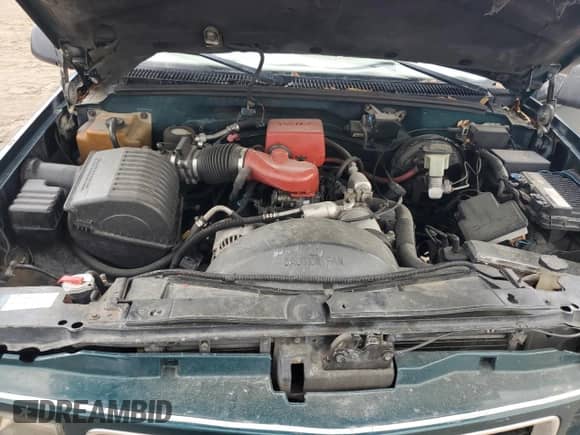 1998 GMC Sierra 1500 с VIN 2GTEC19R3W1519769, выставлен на аукционе Copart как лот 54363475 с пробегом 361 382 миль миль и Списание • Salvage title. История ставок и продаж доступна на DreamBid. Изображение 11.