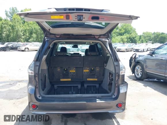 2014 Toyota Sienna SE with VIN 5TDXK3DC8ES443113, listed as a IAAI auction lot 42735795 with 235,269 mi miles and . Bid and sale history available at DreamBid. Image 18.