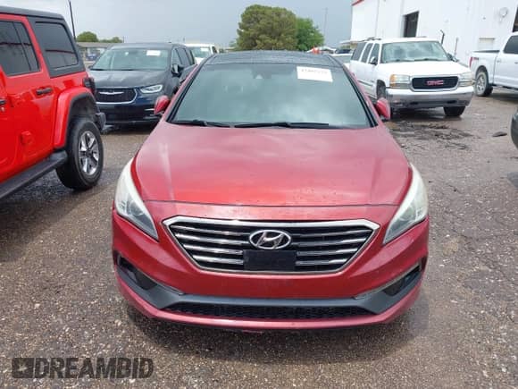 2015 Hyundai Sonata Limited с VIN 5NPE34AB6FH127447, выставлен на аукционе IAAI как лот 42482272 с пробегом Не указан миль и . История ставок и продаж доступна на DreamBid. Изображение 12.
