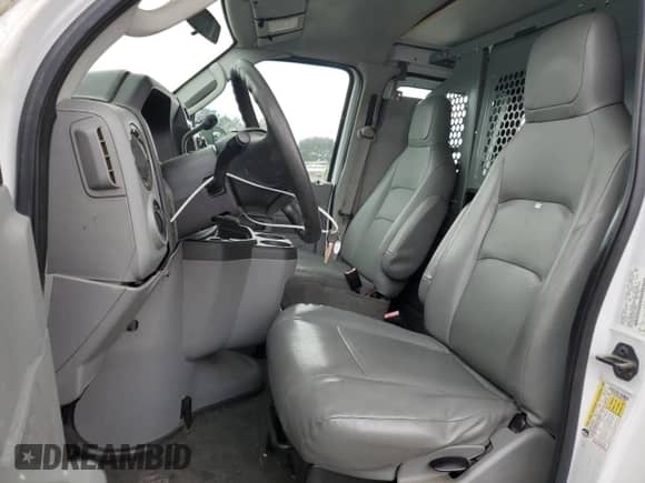 2013 Ford Econoline Cargo Commercial with VIN 1FTNE1EW8DDA73559, listed as a Copart auction lot 52942975 with 288,790 mi miles and Clean title. Bid and sale history available at DreamBid. Image 7.