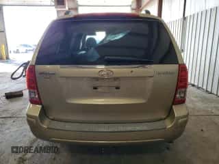 2007 Hyundai Entourage GLS с VIN KNDMC233376024634, выставлен на аукционе Copart как лот 75277324 с пробегом 133 179 миль миль и Списание • Salvage title. История ставок и продаж доступна на DreamBid. Изображение 6.