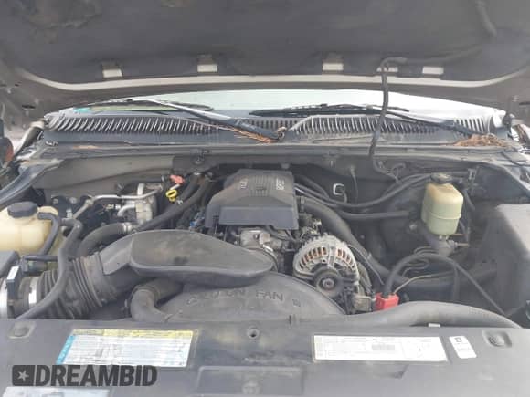 2000 Chevrolet Suburban LT with VIN 3GNFK16T9YG128540, listed as a IAAI auction lot 43322016 with 314,217 mi miles and . Bid and sale history available at DreamBid. Image 10.