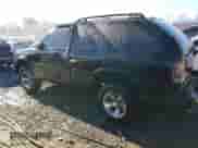 2000 Chevrolet Blazer LS с VIN 1GNCS18W4YK247518, выставлен на аукционе Copart как лот 79686403 с пробегом 235 660 миль миль и На запчасти • Non repairable. История ставок и продаж доступна на DreamBid. Изображение 2.