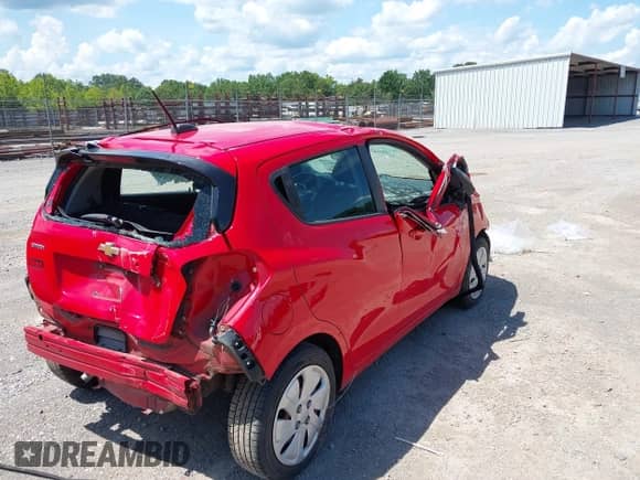 2017 Chevrolet Spark LS z VIN KL8CA6SAXHC765156, wystawiony jako IAAI lot #42739889 z przebiegiem 51 350 mil mil oraz . Historia ofert i sprzedaży dostępna na DreamBid. Obrazek 14.