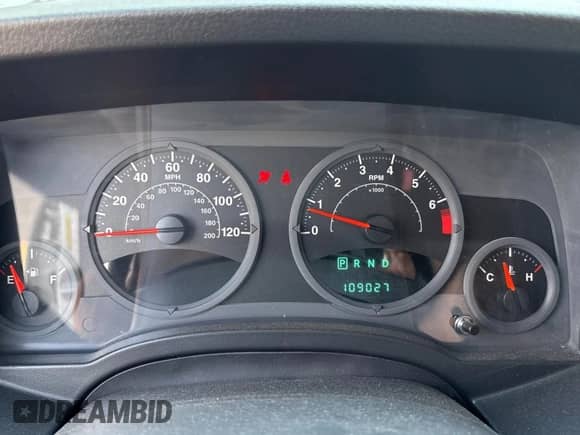 2007 Jeep Compass Sport with VIN 1J8FT47W27D370008, listed as a Copart auction lot 68281255 with 109,027 mi miles and Clean title. Bid and sale history available at DreamBid. Image 8.