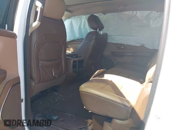 2019 Ram 1500 Longhorn с VIN 1C6SRFKT3KN595190, выставлен на аукционе IAAI как лот 38897906 с пробегом 49 588 миль миль и . История ставок и продаж доступна на DreamBid. Изображение 8.