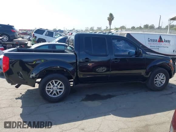 2017 Nissan Frontier SV with VIN 1N6AD0ERXHN746452, listed as a IAAI auction lot 43125142 with 148,371 mi miles and . Bid and sale history available at DreamBid. Image 14.