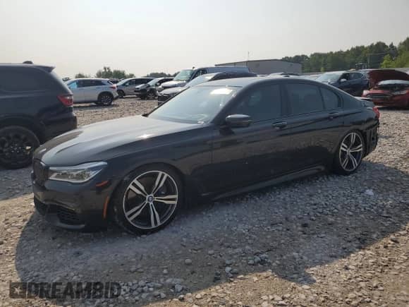 2016 BMW 7 Series 750i xDrive с VIN WBA7B0C59GGF92290, выставлен на аукционе Copart как лот 67015855 с пробегом 74 376 миль миль и Чистый • Clean title. История ставок и продаж доступна на DreamBid. Изображение 1.
