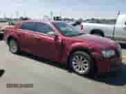 2013 Chrysler 300 C с VIN 2C3CCAET2DH556412, выставлен на аукционе Copart как лот 60144115 с пробегом 91 674 миль миль и Списание • Salvage title. История ставок и продаж доступна на DreamBid. Изображение 4.