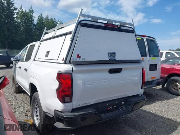 2023 Chevrolet Colorado 2WD Work Truck с VIN 1GCPSBEK4P1197130, выставлен на аукционе IAAI как лот 42474302 с пробегом Не указан миль и . История ставок и продаж доступна на DreamBid. Изображение 3.