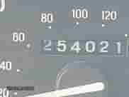 2000 Ford Explorer Eddie Bauer with VIN 1FMZU64EXYZA74923, listed as a IAAI auction lot 41504088 with 254,021 mi miles and . Bid and sale history available at DreamBid. Image 15.