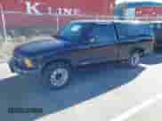 1997 Chevrolet S-10 LS с VIN 1GCCS144XVK192582, выставлен на аукционе IAAI как лот 41429469 с пробегом 73 464 миль миль и . История ставок и продаж доступна на DreamBid. Изображение 2.