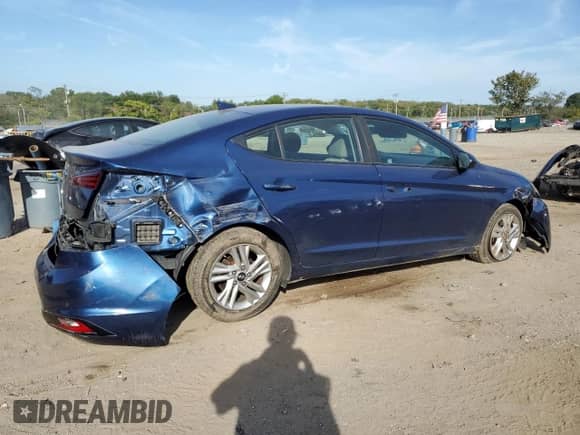 2020 Hyundai Elantra SEL with VIN 5NPD84LF9LH562388, listed as a Copart auction lot 85141395 with 90,111 mi miles and Salvage title. Bid and sale history available at DreamBid. Image 3.