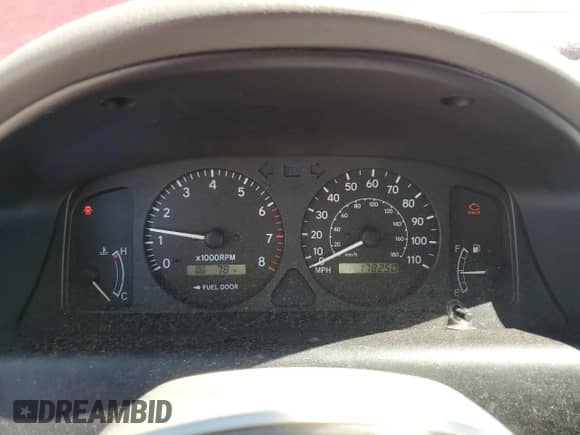 2002 Chevrolet Prizm с VIN 1Y1SK54802Z425633, выставлен на аукционе Copart как лот 63225545 с пробегом 178 250 миль миль и Списание • Salvage title. История ставок и продаж доступна на DreamBid. Изображение 9.