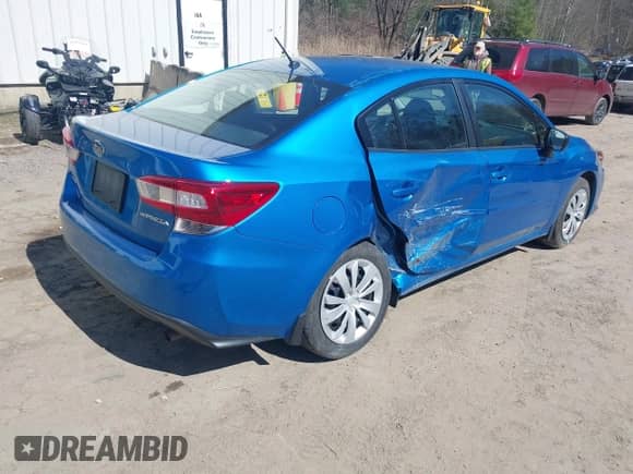 2021 Subaru Impreza with VIN 4S3GKAB67M3606495, listed as a IAAI auction lot 41976050 with 41,013 mi miles and . Bid and sale history available at DreamBid. Image 4.