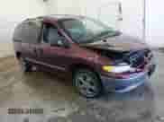 1999 Dodge Caravan with VIN 2B4FP2530XR198421, listed as a Copart auction lot 52224685 with Not provided miles and Salvage title. Bid and sale history available at DreamBid. Image 4.