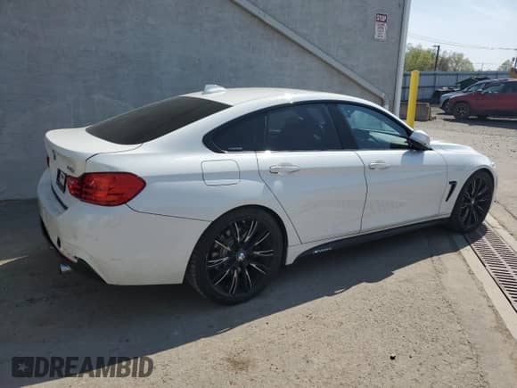 2017 BMW 4 Series 440i с VIN WBA4E3C54HG186878, выставлен на аукционе Copart как лот 54715215 с пробегом 53 662 миль миль и Списание • Salvage title. История ставок и продаж доступна на DreamBid. Изображение 4.