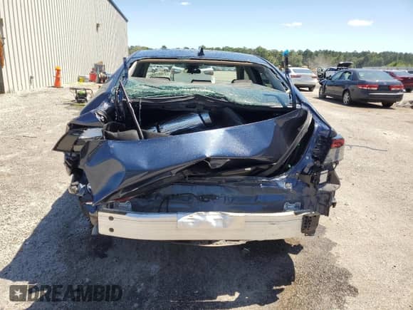 2024 Honda Accord EX with VIN 1HGCY1F32RA006436, listed as a Copart auction lot 71087495 with 14,984 mi miles and Salvage title. Bid and sale history available at DreamBid. Image 6.