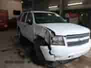 2008 Chevrolet Tahoe 3LT с VIN 1GNFK13048R133915, выставлен на аукционе IAAI как лот 42001658 с пробегом 196 764 миль миль и . История ставок и продаж доступна на DreamBid. Изображение 1.