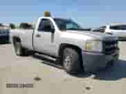 2009 Chevrolet Silverado 1500 Work Truck with VIN 1GCEC14X39Z180593, listed as a Copart auction lot 53874505 with 175,752 mi miles and Salvage title. Bid and sale history available at DreamBid. Image 4.