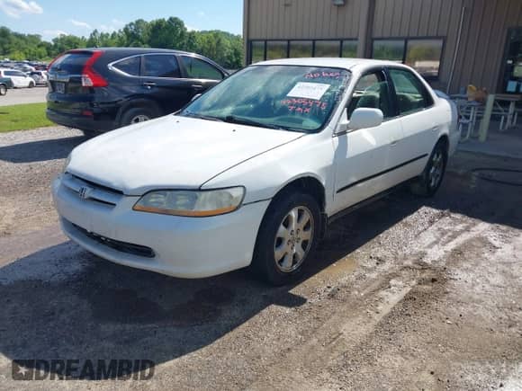 1999 Honda Accord LX with VIN 1HGCG1640XA007691, listed as a IAAI auction lot 42305475 with 309,523 mi miles and . Bid and sale history available at DreamBid. Image 2.