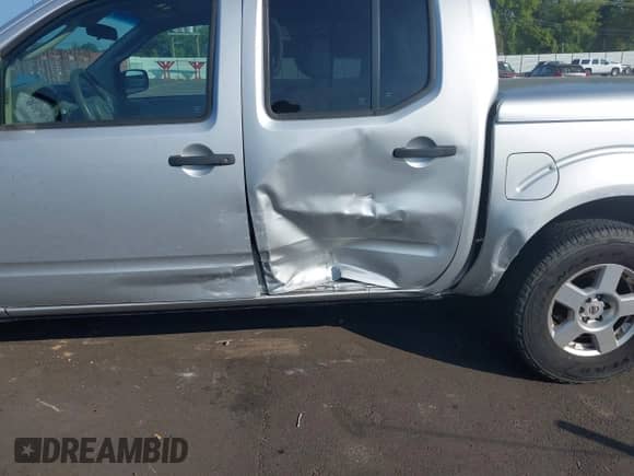 2008 Nissan Frontier SE с VIN 1N6AD07U58C439414, выставлен на аукционе IAAI как лот 42834214 с пробегом 147 326 миль миль и . История ставок и продаж доступна на DreamBid. Изображение 6.