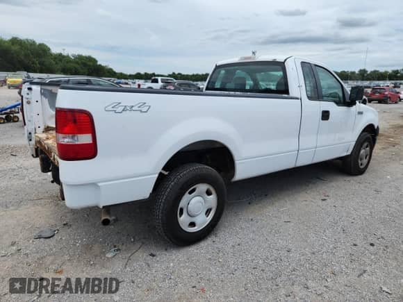 2007 Ford F-150 XL with VIN 1FTRF14V27KB91131, listed as a Copart auction lot 62780685 with 40,721 mi miles and Clean title. Bid and sale history available at DreamBid. Image 3.