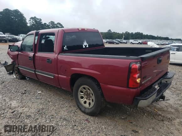 2007 Chevrolet Silverado 1500 LS with VIN 2GCEC13V371108119, listed as a Copart auction lot 68168005 with 289,184 mi miles and Salvage title. Bid and sale history available at DreamBid. Image 2.