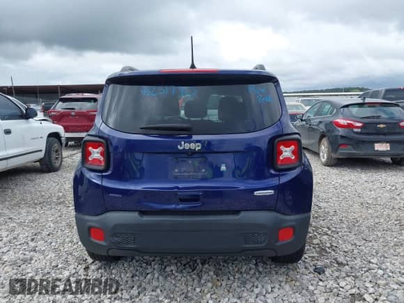2018 Jeep Renegade Latitude with VIN ZACCJABB2JPJ20566, listed as a IAAI auction lot 43231790 with 138,514 mi miles and . Bid and sale history available at DreamBid. Image 17.