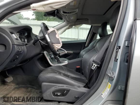 2017 Volvo S60 Dynamic с VIN YV140MTL1H2431598, выставлен на аукционе Copart как лот 66429425 с пробегом 52 964 миль миль и Списание • Salvage title. История ставок и продаж доступна на DreamBid. Изображение 7.