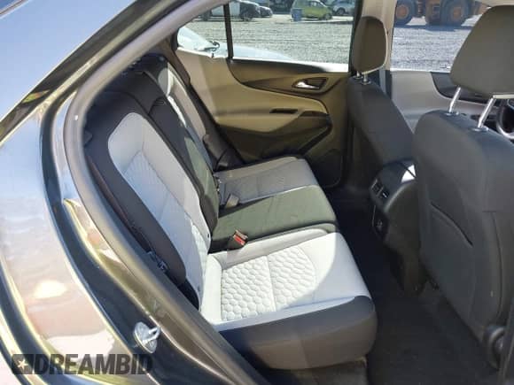 2021 Chevrolet Equinox LS z VIN 2GNAXSEV0M6105190, wystawiony jako IAAI lot #42848949 z przebiegiem 121 375 mil mil oraz . Historia ofert i sprzedaży dostępna na DreamBid. Obrazek 8.