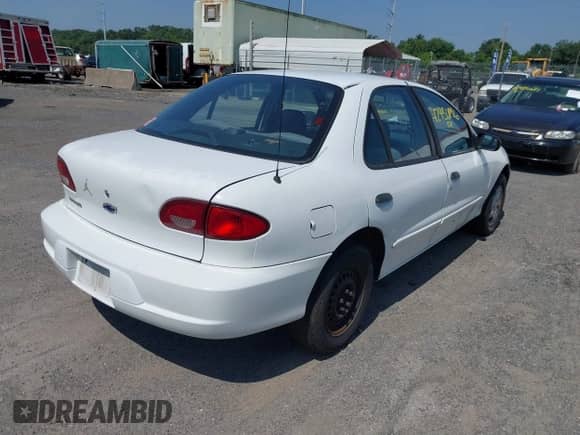 2001 Chevrolet Cavalier с VIN 1G1JC524017344700, выставлен на аукционе IAAI как лот 42436496 с пробегом Не указан миль и . История ставок и продаж доступна на DreamBid. Изображение 4.