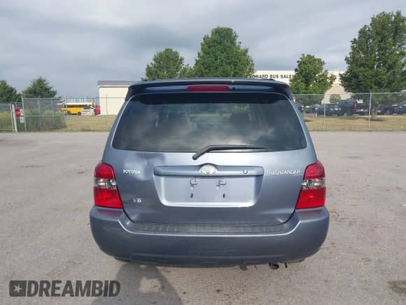 2004 Toyota Highlander with VIN JTEDP21A040019455, listed as a IAAI auction lot 42991418 with 190,813 mi miles and . Bid and sale history available at DreamBid. Image 16.