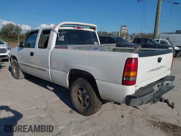 2003 GMC Sierra 1500 SLE с VIN 2GTEK19TX31344740, выставлен на аукционе IAAI как лот 41550830 с пробегом 168 712 миль миль и . История ставок и продаж доступна на DreamBid. Изображение 3.