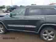 2011 Jeep Grand Cherokee Overland z VIN 1J4RR6GG5BC737094, wystawiony jako IAAI lot #43115697 z przebiegiem 184 207 mil mil oraz . Historia ofert i sprzedaży dostępna na DreamBid. Obrazek 14.