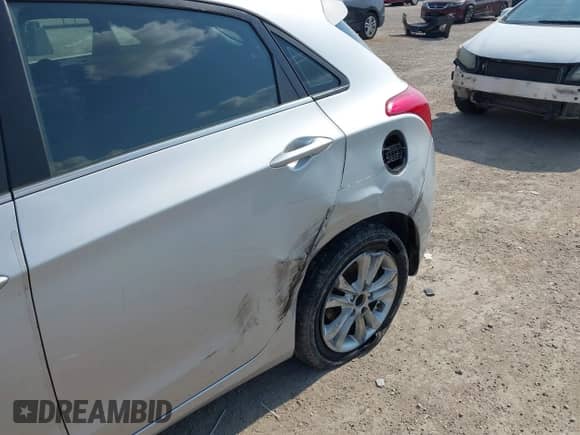 2013 Hyundai Elantra с VIN KMHD35LE6DU052353, выставлен на аукционе IAAI как лот 43235274 с пробегом 208 280 миль миль и . История ставок и продаж доступна на DreamBid. Изображение 6.