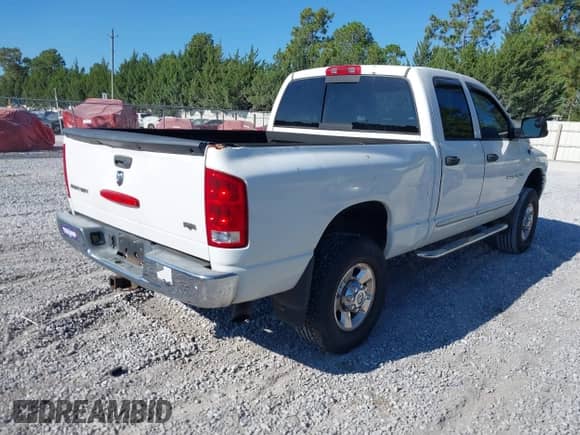 2003 Dodge 2500 ST with VIN 3D7KU28C03G837800, listed as a IAAI auction lot 43146856 with 211,875 mi miles and . Bid and sale history available at DreamBid. Image 4.