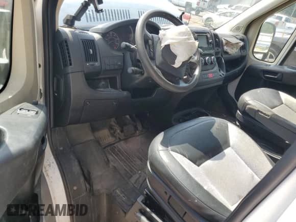 2014 Ram ProMaster Cargo с VIN 3C6URVJG0EE104378, выставлен на аукционе Copart как лот 60082675 с пробегом 285 881 миль миль и Списание • Salvage title. История ставок и продаж доступна на DreamBid. Изображение 8.